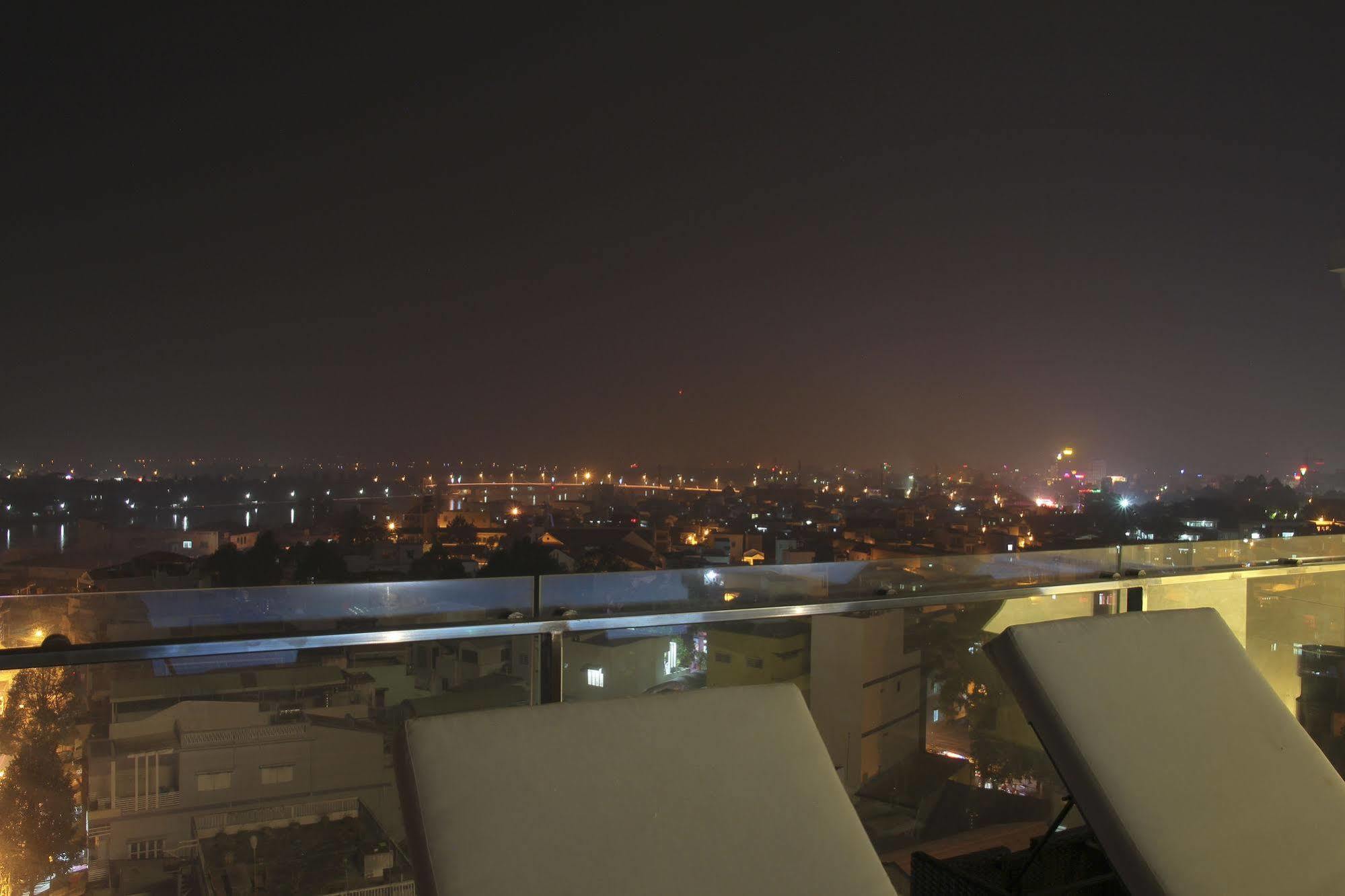 קאן טו West Hotel מראה חיצוני תמונה